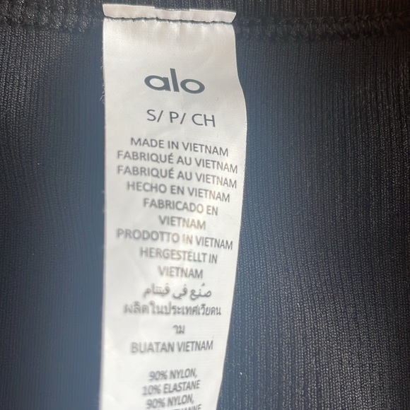 Alo goddess ribbed tank size small - Picture 2 of 3